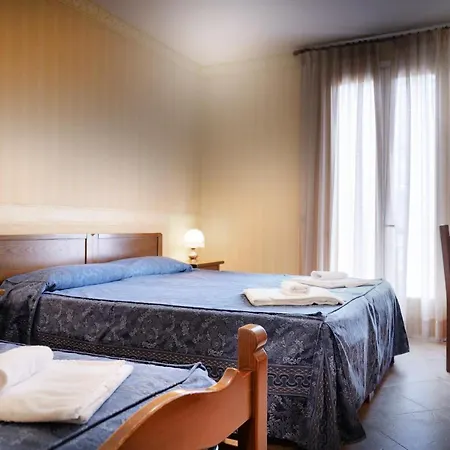 Riviera Hotel 3*