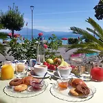 Riviera 3*